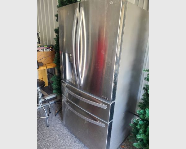 auction image