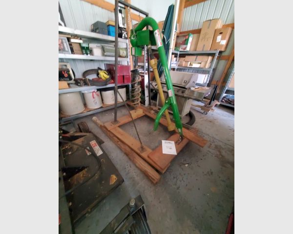 auction image