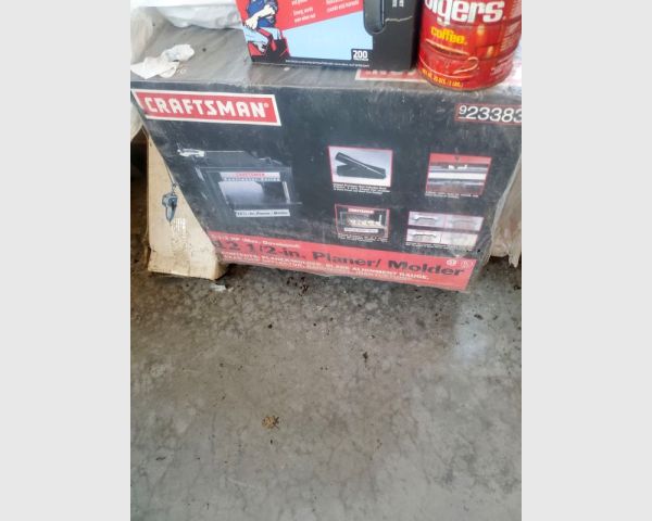 auction image