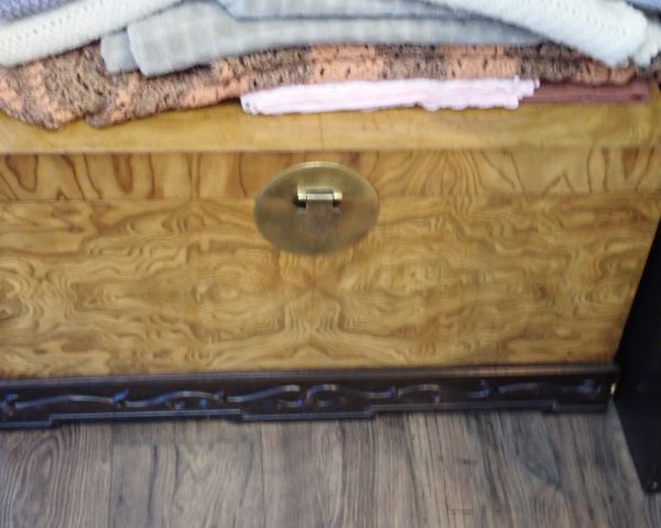 Auction listing photo
