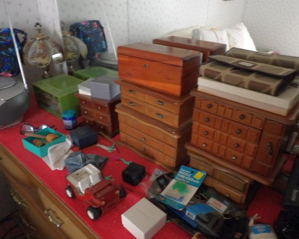 auction image