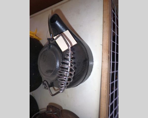auction image