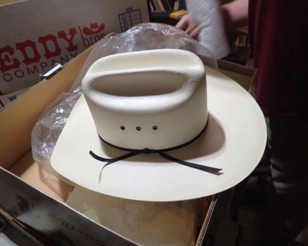 auction image