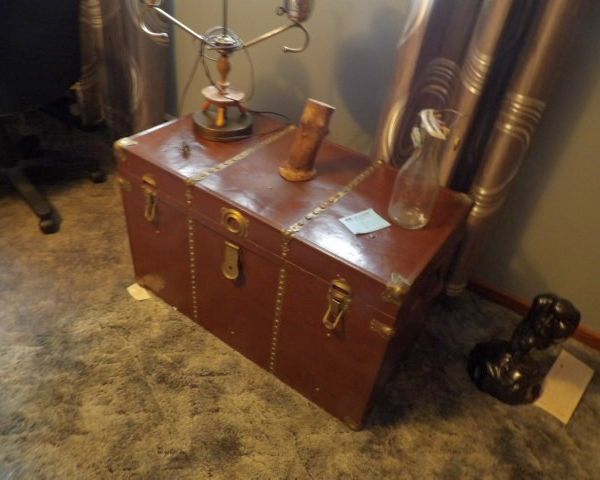 auction image