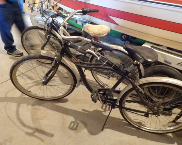 auction image