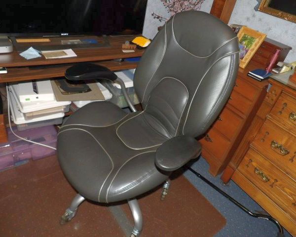 auction image