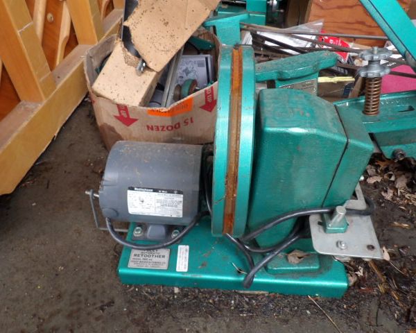 auction image