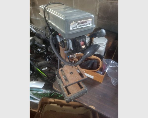 auction image