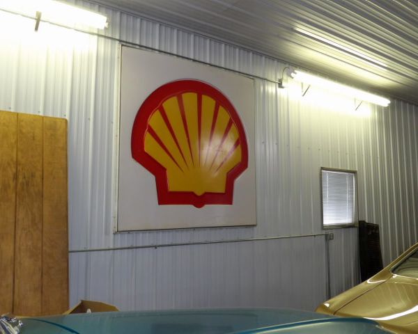 auction image