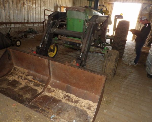 auction image