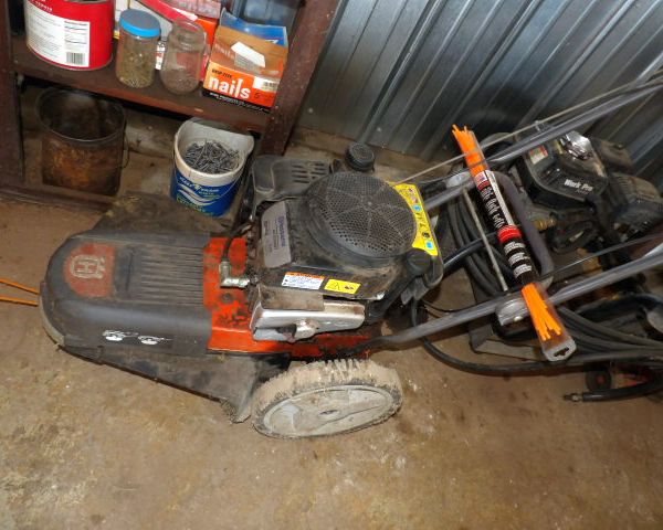 auction image
