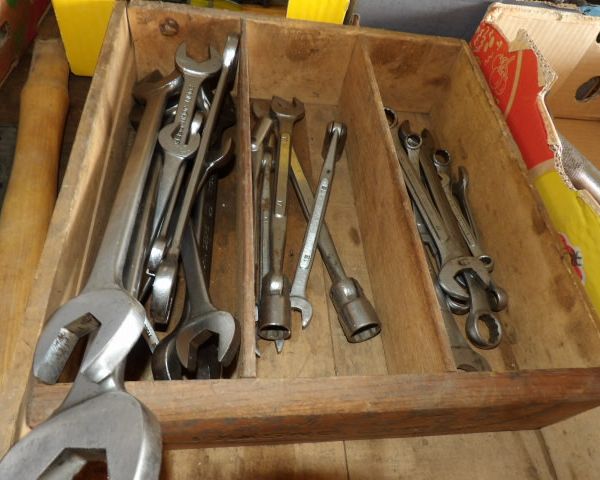 auction image