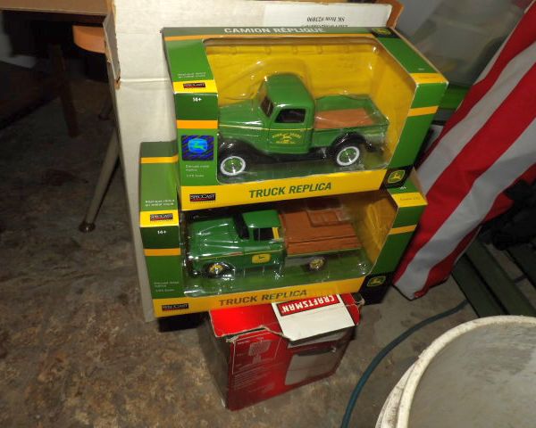 auction image
