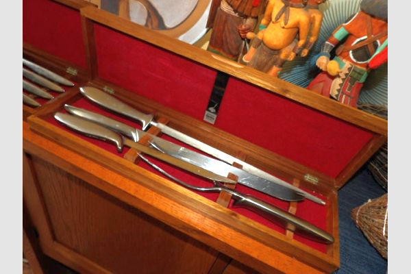 auction image