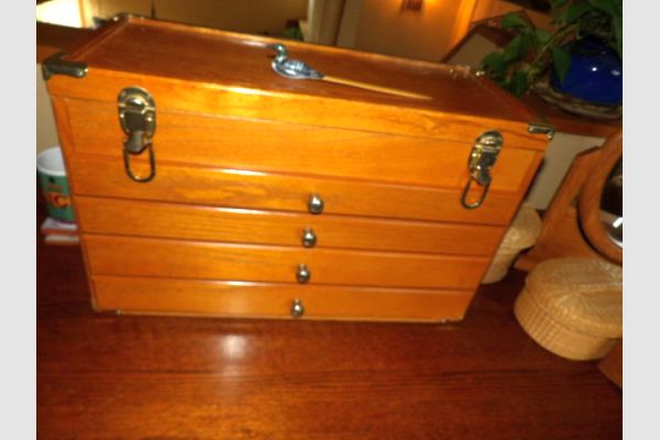 auction image