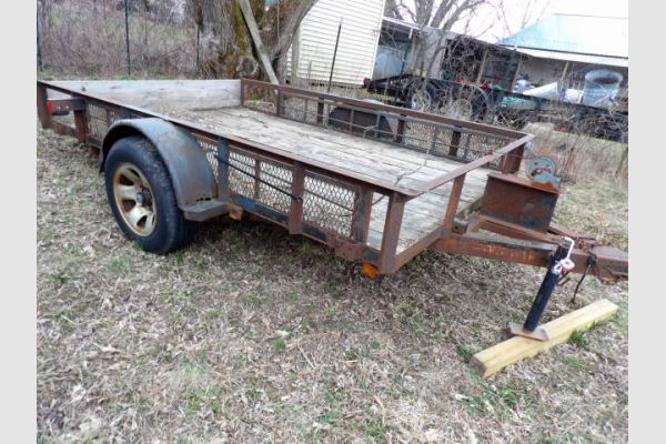 auction image