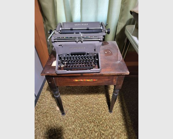 auction image