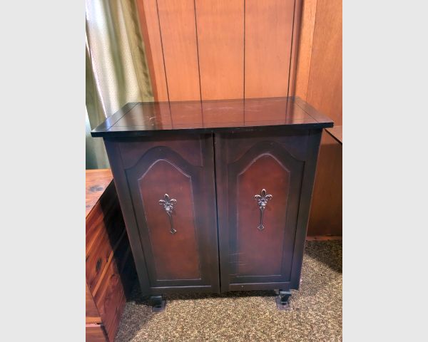 auction image