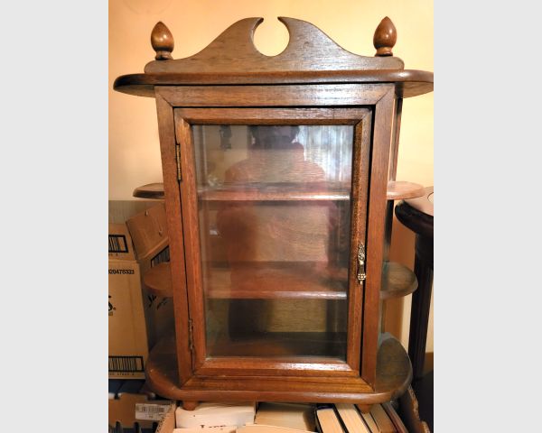 auction image