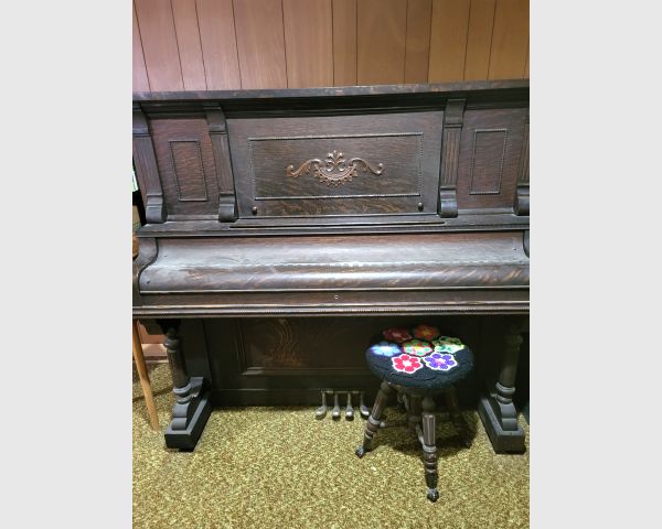 auction image