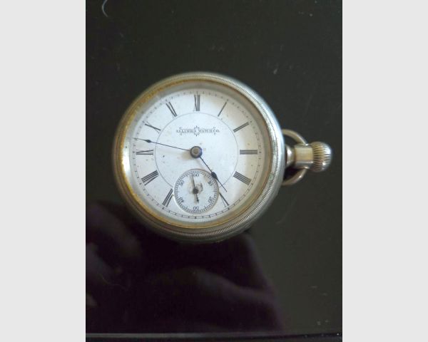 auction image
