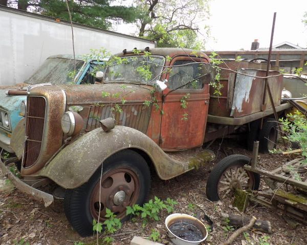 auction image