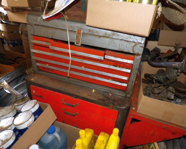auction image