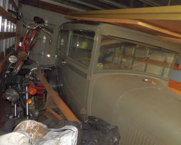 auction image