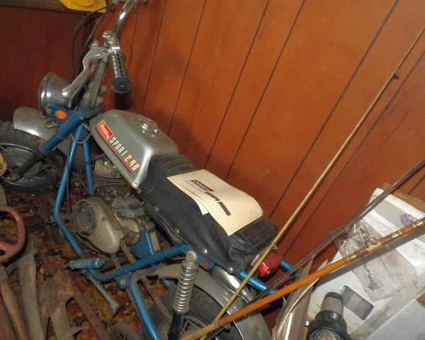 auction image