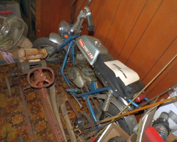 auction image