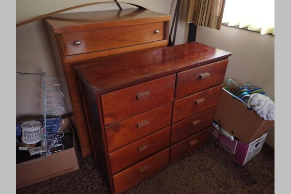 Auction listing photo