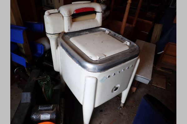 Auction listing photo