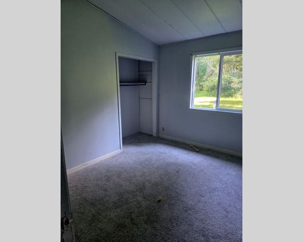 Auction listing photo