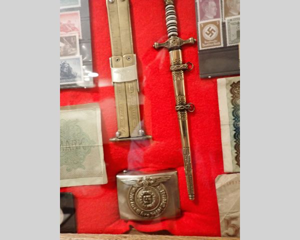 Auction listing photo
