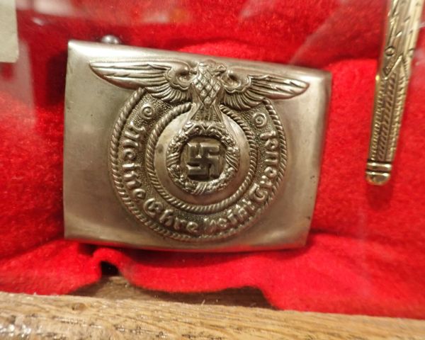 Auction listing photo