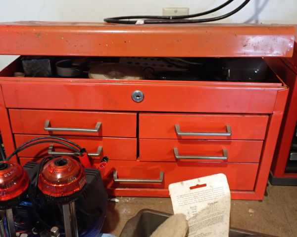 Auction listing photo