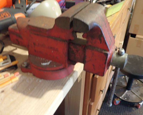Auction listing photo