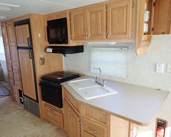 Auction listing photo