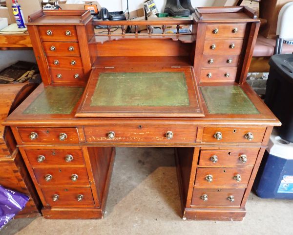 Auction listing photo