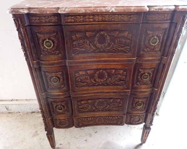 Auction listing photo