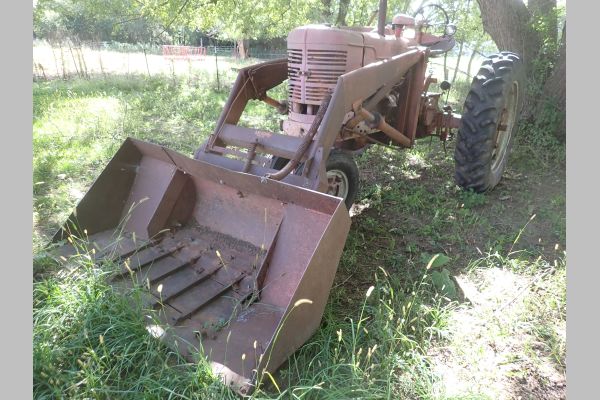 Auction listing photo