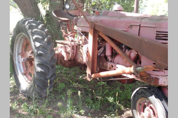 Auction listing photo