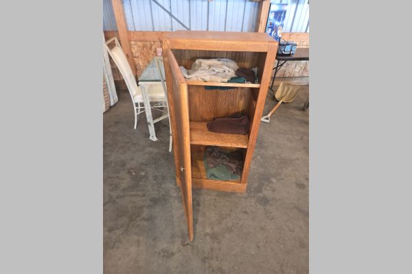Auction listing photo