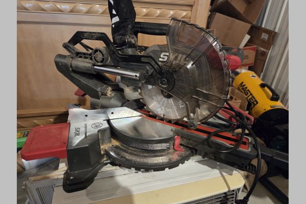 Auction listing photo