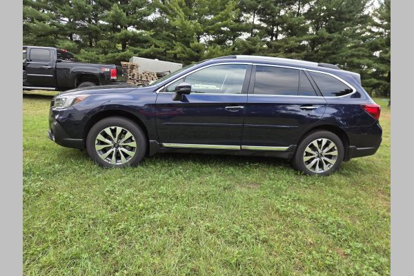 Auction listing photo