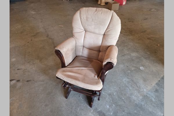 Auction listing photo