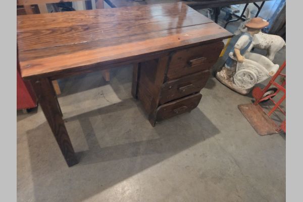 Auction listing photo