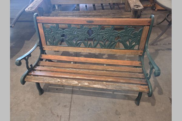 Auction listing photo