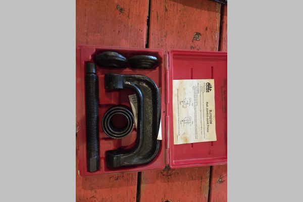 Auction listing photo