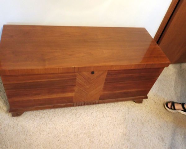Auction listing photo